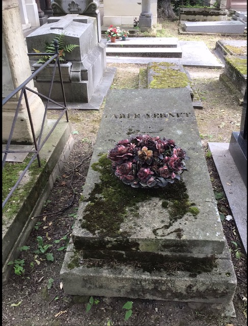 The resting place of Carle Vernet. 